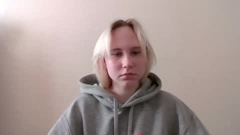 fairyfeller_ online show from 10/21/25, 05:30