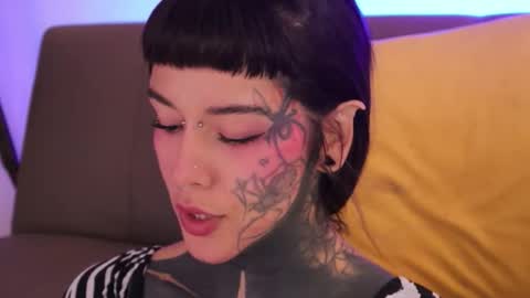 Fairy online show from 02/18/26, 05:09