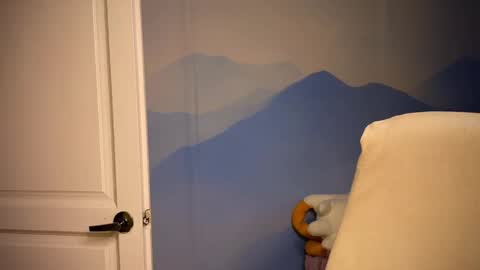 Ilona online show from 11/12/25, 08:04