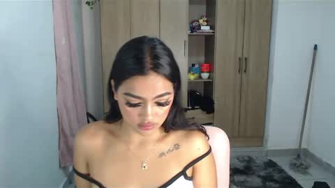 Snapshot of fairylatin chatting on 01/10/25, 08:07 fairylatin online show from 01/10/25, 08:07