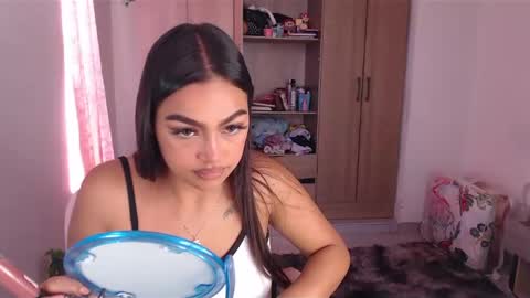 Snapshot of fairylatin chatting on 01/20/25, 07:57 fairylatin online show from 01/20/25, 07:57