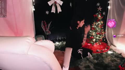 Snapshot of fairywhore chatting on 12/03/25, 02:41 Jackie Cosplayer online show from 12/03/25, 02:41