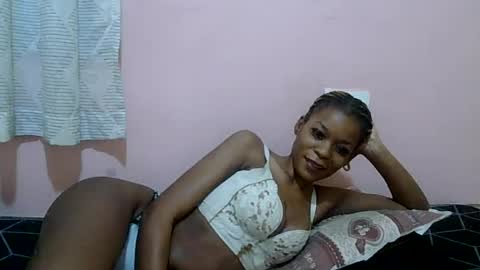 faizah_ online show from 06/22/26, 03:53