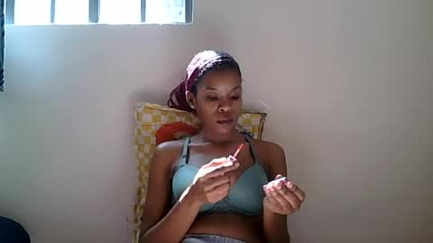 faizah_ online show from 07/24/26, 11:30