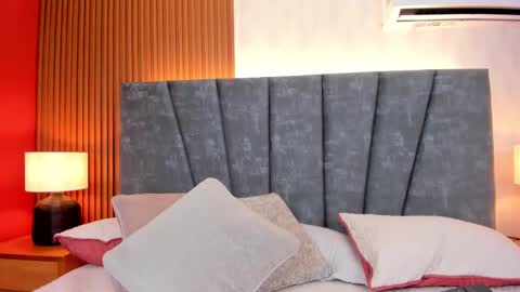 Snapshot of falaksweet_ chatting on 11/07/25, 01:00 Leila.... online show from 11/07/25, 01:00