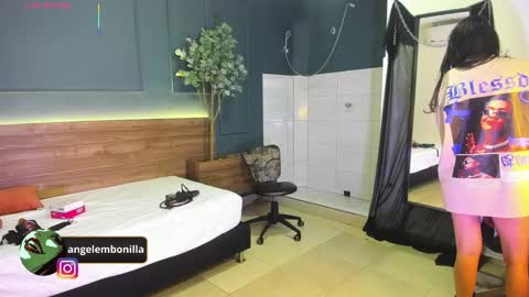 Snapshot of fallen_angel999777 chatting on 02/10/26, 12:09 Megan 630 1330 -5 online show from 02/10/26, 12:09