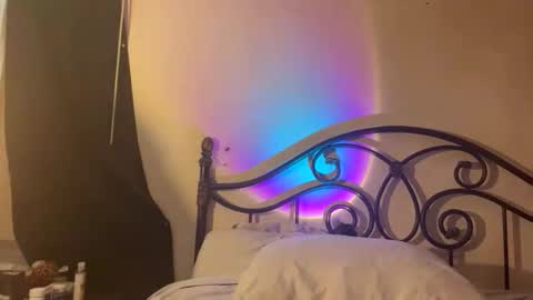 fallen_jezabel online show from 11/15/25, 01:47