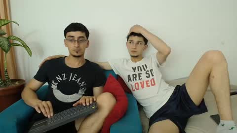 FallGays online show from 04/17/26, 02:58