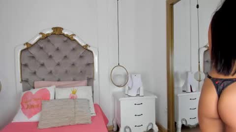 fallon_grey online show from 01/13/26, 08:03