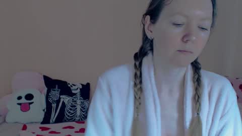 Snapshot of fanatka chatting on 03/01/26, 03:41 BUNNYGal online show from 03/01/26, 03:41