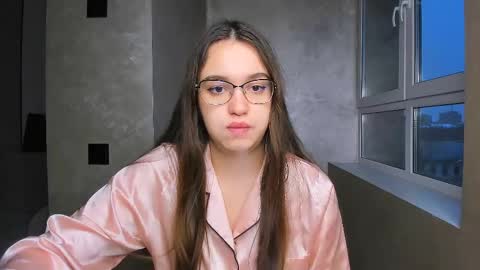 fancy bunny online show from 03/12/25, 02:12