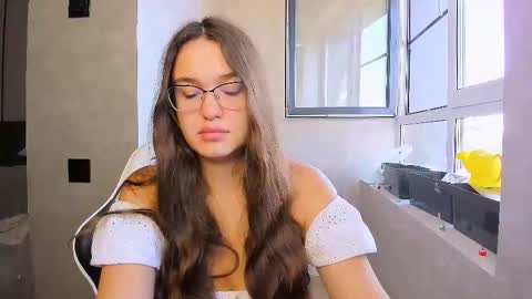 fancy bunny online show from 09/24/25, 09:12