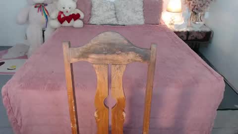 Layla online show from 03/01/25, 03:32