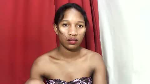 Snapshot of faniriah27 chatting on 10/01/25, 01:00 faniriah27 online show from 10/01/25, 01:00