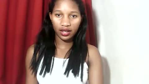 Snapshot of faniriah27 chatting on 10/22/25, 09:58 faniriah27 online show from 10/22/25, 09:58