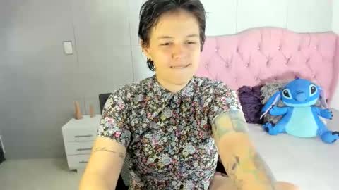 Snapshot of fanny_18 chatting on 09/10/25, 03:17 FANNY online show from 09/10/25, 03:17