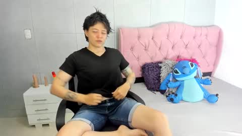 Snapshot of fanny_18 chatting on 09/11/25, 04:18 FANNY online show from 09/11/25, 04:18