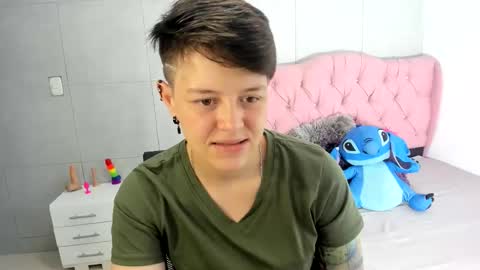 Snapshot of fanny_18 chatting on 09/15/25, 07:14 FANNY online show from 09/15/25, 07:14