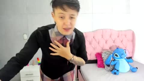 Snapshot of fanny_18 chatting on 09/20/25, 02:01 FANNY online show from 09/20/25, 02:01