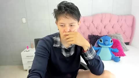 Snapshot of fanny_18 chatting on 10/04/25, 03:04 FANNY online show from 10/04/25, 03:04