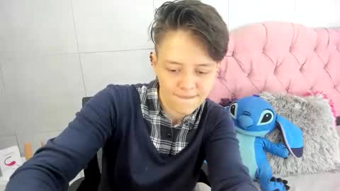 Snapshot of fanny_18 chatting on 11/12/25, 08:41 FANNY online show from 11/12/25, 08:41