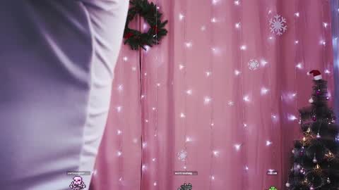 Kim online show from 12/22/24, 07:21