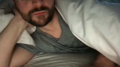 Snapshot of fantacyland chatting on 12/17/24, 08:45 Alex online show from 12/17/24, 08:45