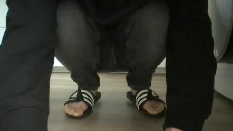 Snapshot of fantacyland chatting on 09/17/25, 08:05 Alex online show from 09/17/25, 08:05