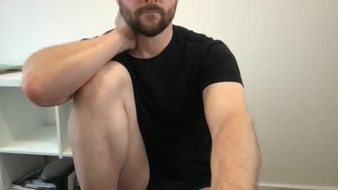 Snapshot of fantacyland chatting on 09/29/25, 11:59 Alex online show from 09/29/25, 11:59