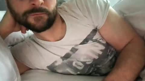 Snapshot of fantacyland chatting on 09/30/25, 07:46 Alex online show from 09/30/25, 07:46