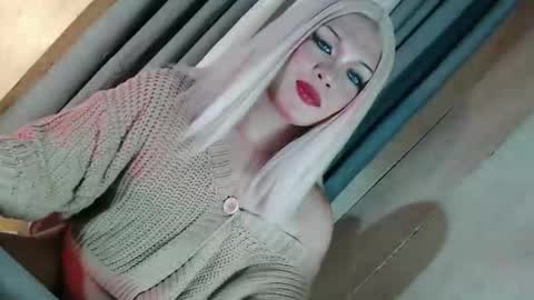 DANIELLA - DONT FORGET TO GIVE ME A THUMBSU UP online show from 02/03/26, 11:32