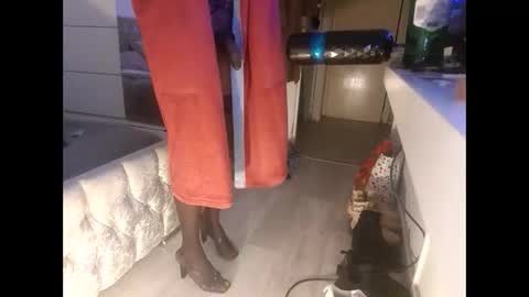 fantasticdeee online show from 01/11/25, 06:35