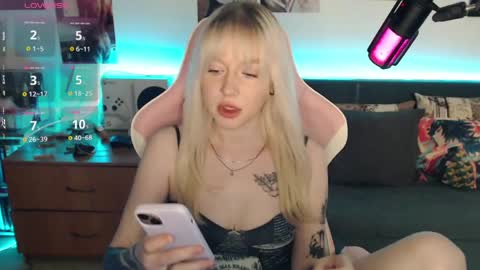 Snapshot of fantasy_lisa chatting on 04/09/26, 02:22 Lisa online show from 04/09/26, 02:22