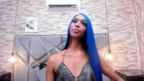 Snapshot of fantasy_trans_ chatting on 01/11/26, 06:46 Hellen online show from 01/11/26, 06:46