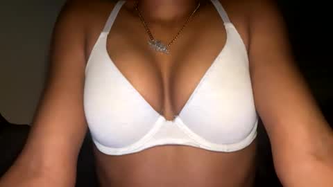 Snapshot of fantasyb1 chatting on 02/10/26, 08:24 FantasyB online show from 02/10/26, 08:24