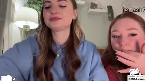 Snapshot of fantasyella chatting on 02/23/25, 08:39 Ella online show from 02/23/25, 08:39