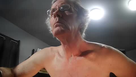 fantasyresort online show from 02/24/25, 04:05