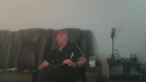 Snapshot of fantom666 chatting on 09/15/25, 11:54 PHANTOM online show from 09/15/25, 11:54