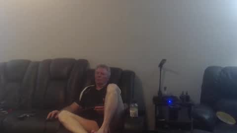 Snapshot of fantom666 chatting on 09/28/25, 06:46 PHANTOM online show from 09/28/25, 06:46