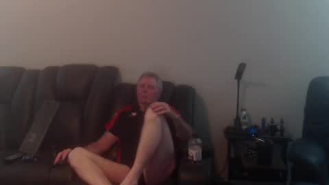 Snapshot of fantom666 chatting on 10/18/25, 06:30 PHANTOM online show from 10/18/25, 06:30