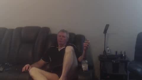 Snapshot of fantom666 chatting on 10/26/25, 05:30 PHANTOM online show from 10/26/25, 05:30