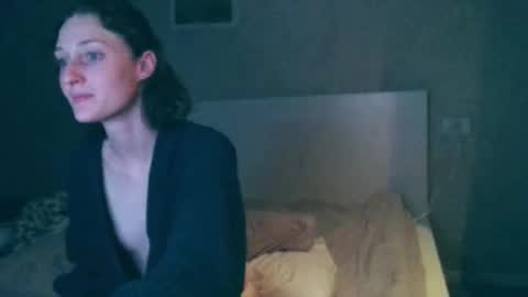 Snapshot of fapputa chatting on 10/25/25, 11:54 Kira online show from 10/25/25, 11:54