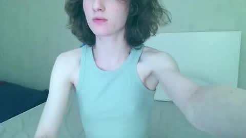 Snapshot of fapputa chatting on 11/12/25, 09:42 Kira online show from 11/12/25, 09:42