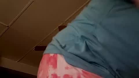 Snapshot of fapqueenc17 chatting on 02/14/25, 02:50 Scarlett online show from 02/14/25, 02:50