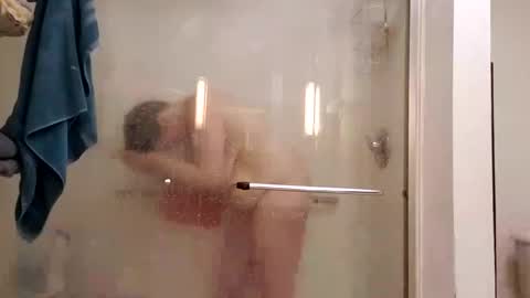 Snapshot of fapqueenc17 chatting on 02/19/25, 03:27 Scarlett online show from 02/19/25, 03:27