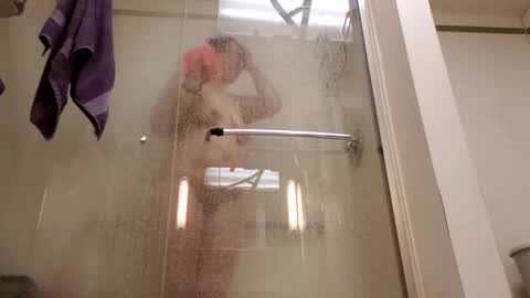 Snapshot of fapqueenc17 chatting on 02/27/25, 12:23 Scarlett online show from 02/27/25, 12:23