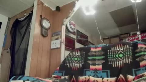 Snapshot of fapqueenc17 chatting on 09/25/25, 02:15 Scarlett online show from 09/25/25, 02:15