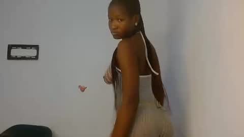 Snapshot of fariha_babyy chatting on 04/28/26, 06:40 Fariha online show from 04/28/26, 06:40