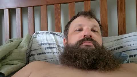 Snapshot of farm2boy chatting on 02/25/26, 06:06 Farm2boy online show from 02/25/26, 06:06