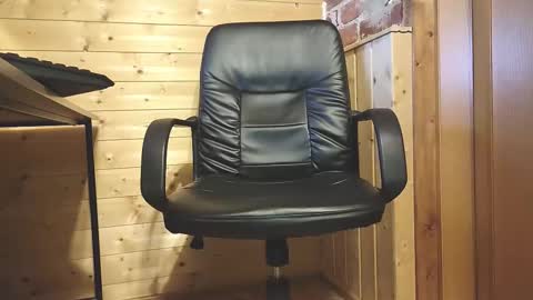 Snapshot of farmer90 chatting on 11/12/25, 10:48 Horny Farmer online show from 11/12/25, 10:48